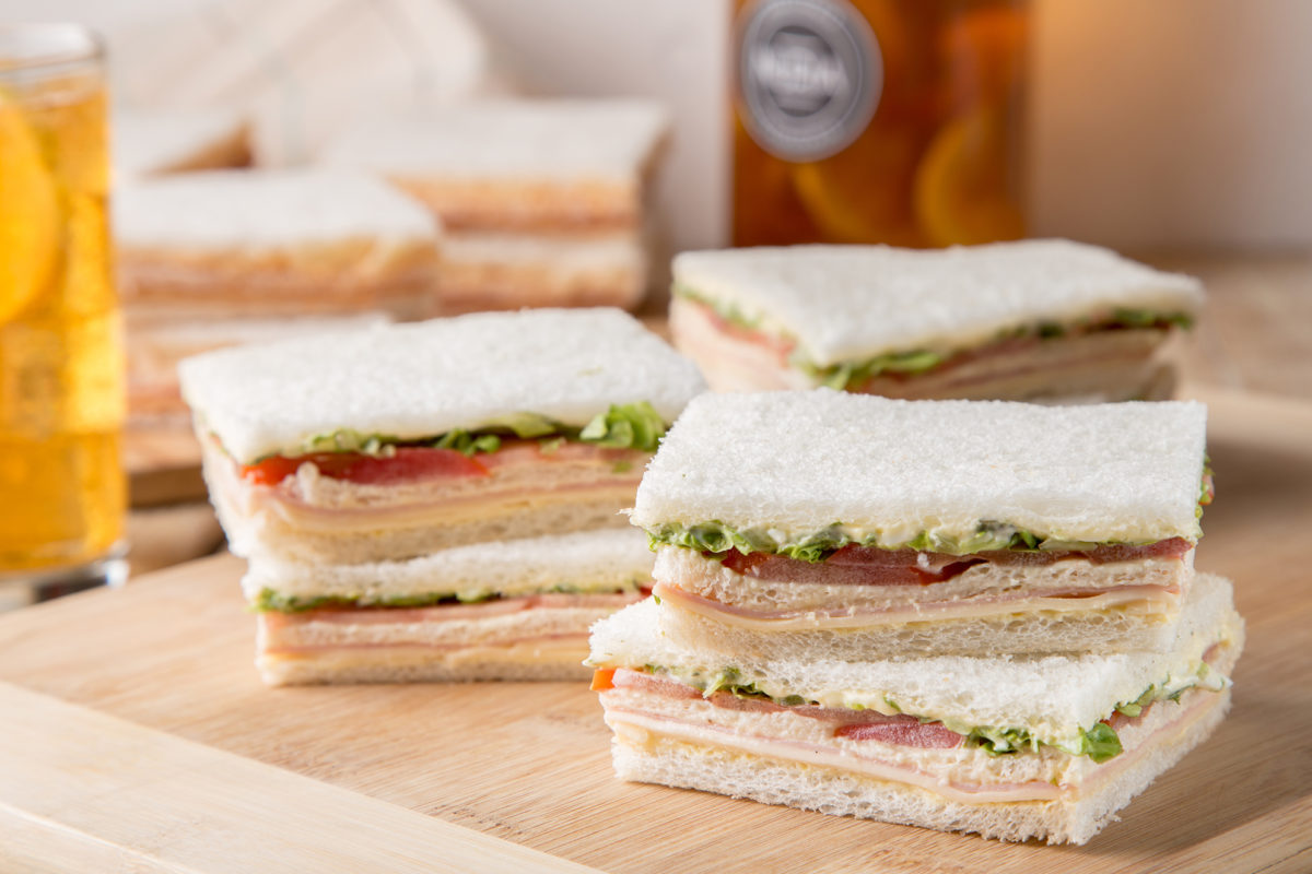 Por qué los sandwiches de miga siguen siendo un clásico argentino
